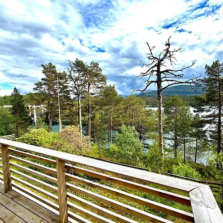 Forest By The Water Hébergement de vacances Ålesund